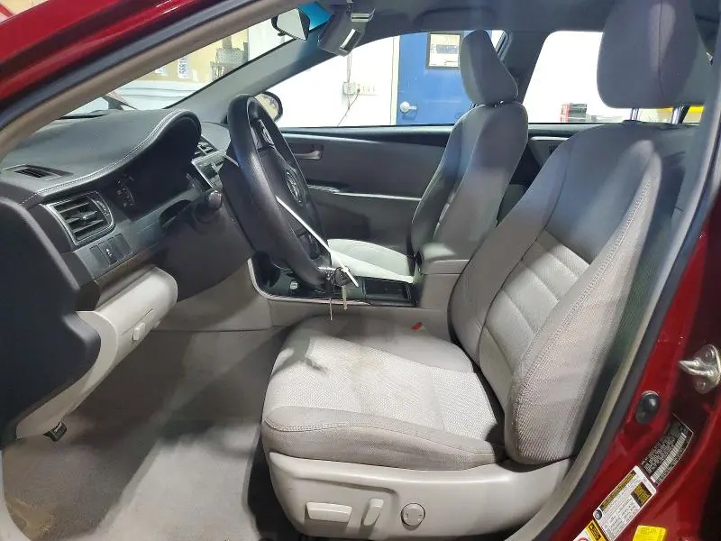 2015 TOYOTA CAMRY LE  