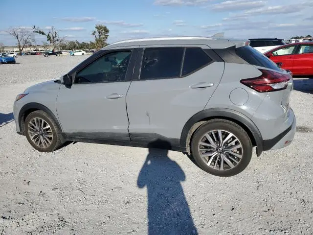 2021 NISSAN KICKS SV  