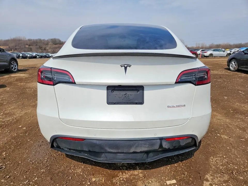 2022 TESLA MODEL Y   