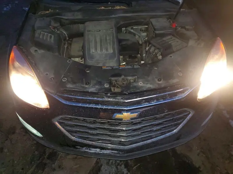 2017 CHEVROLET EQUINOX LT  