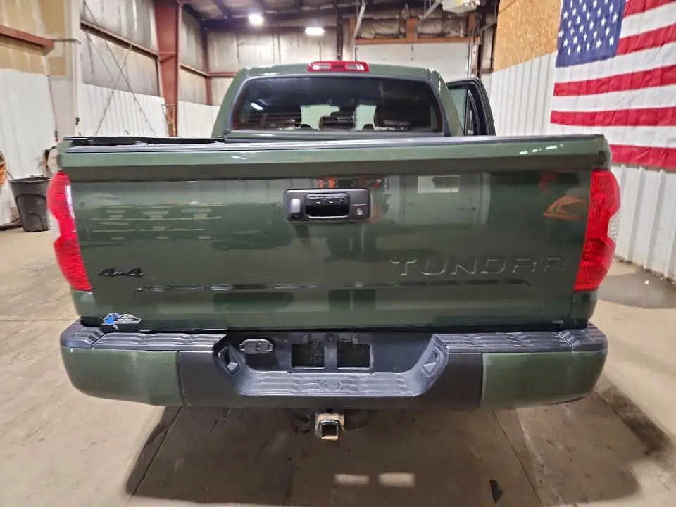 2021 TOYOTA TUNDRA SR5  