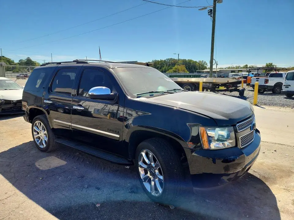 2013 CHEVROLET TAHOE K1500 LTZ  