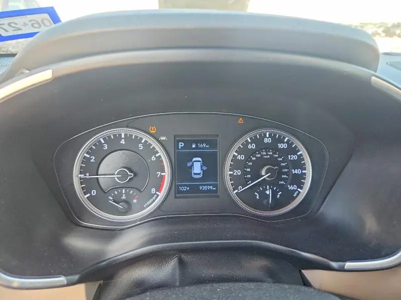 2019 HYUNDAI SANTA FE SE  