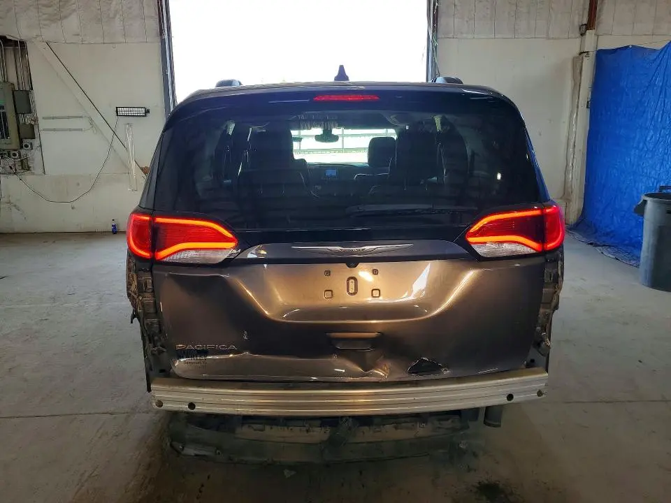 2017 CHRYSLER PACIFICA TOURING L  
