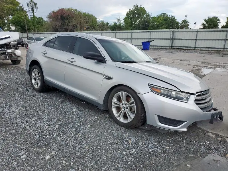 2017 FORD TAURUS SE