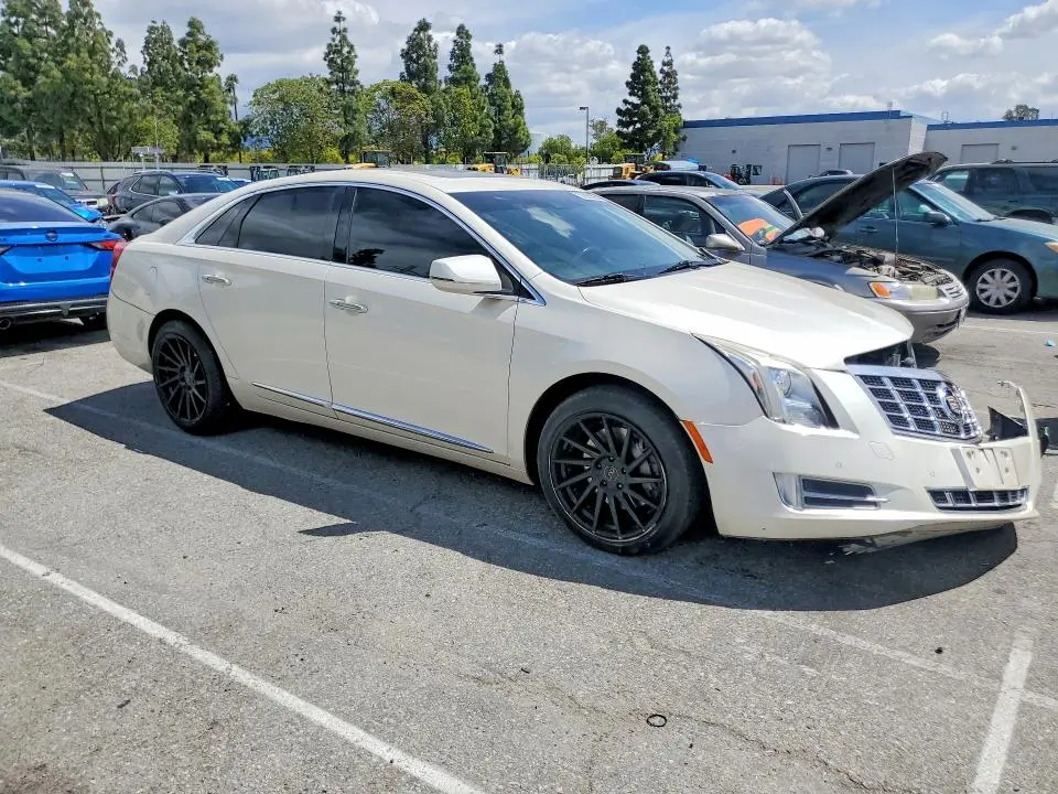 2013 CADILLAC XTS LUXURY COLLECTION  