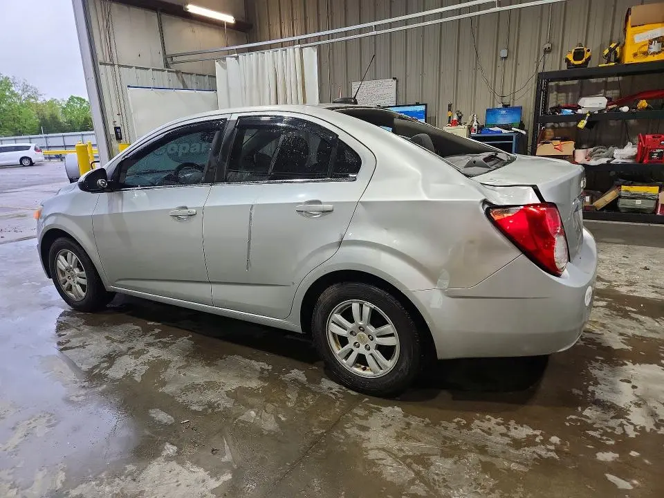 2016 CHEVROLET SONIC LT  