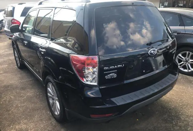 2013 SUBARU FORESTER LIMITED  