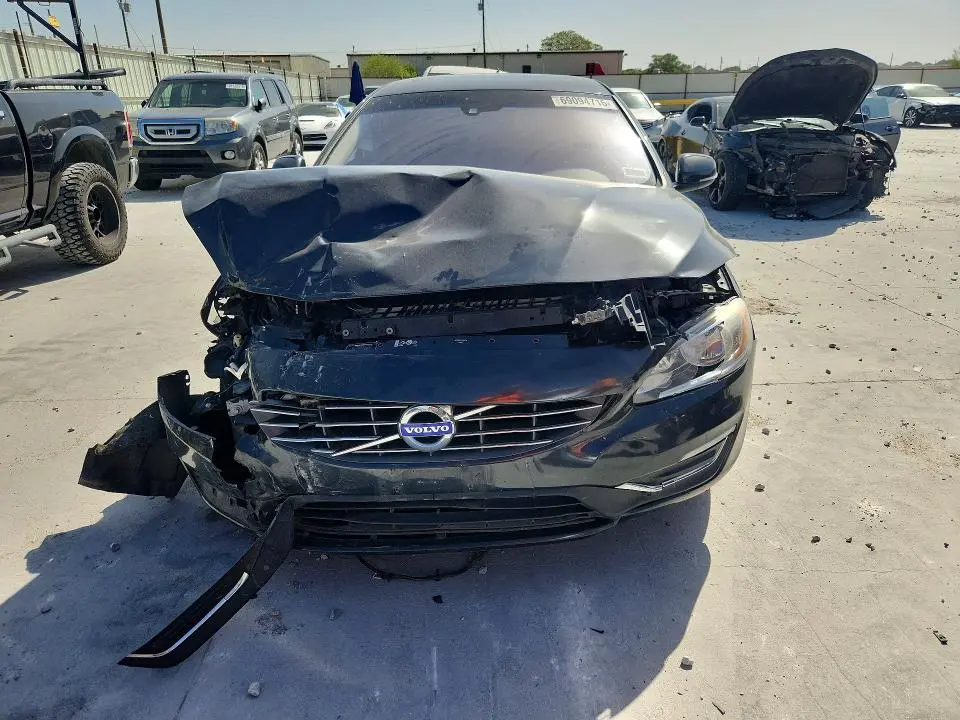 2016 VOLVO S60 PREMIER  