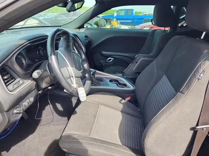 2021 DODGE CHALLENGER SXT  