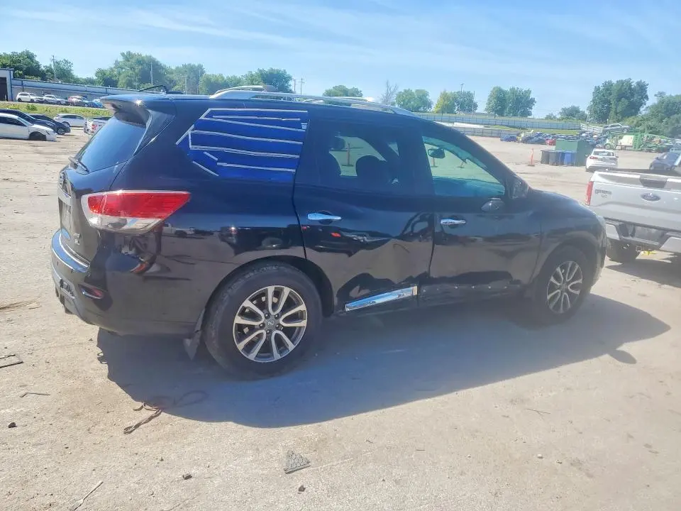 2013 NISSAN PATHFINDER S  