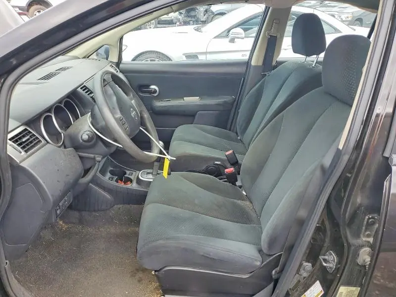 2011 NISSAN VERSA   