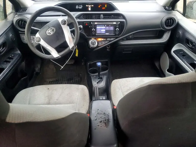 2016 TOYOTA PRIUS C ONE  