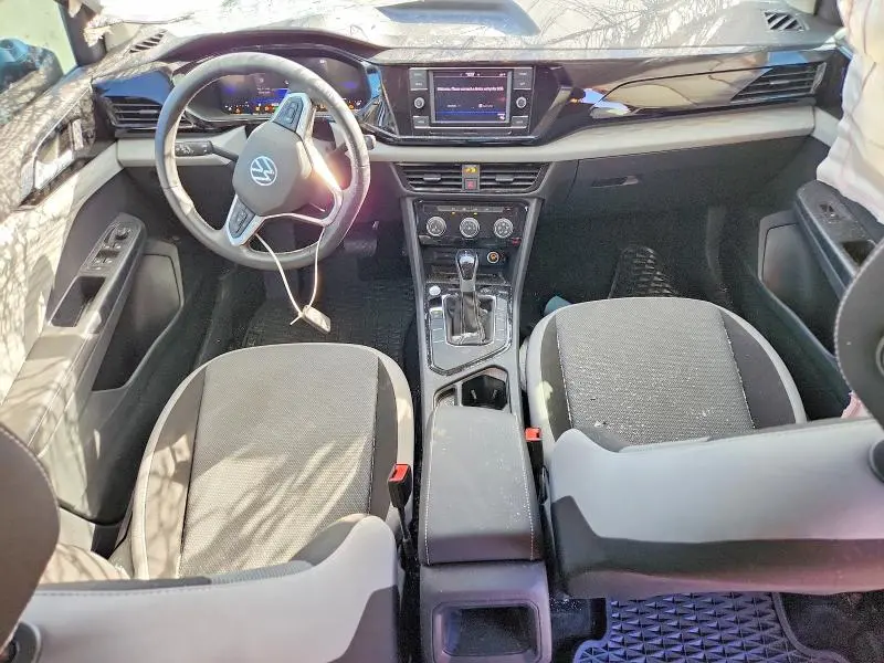2024 VOLKSWAGEN TAOS S  
