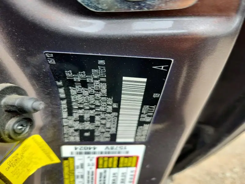 2012 TOYOTA SIENNA LE  