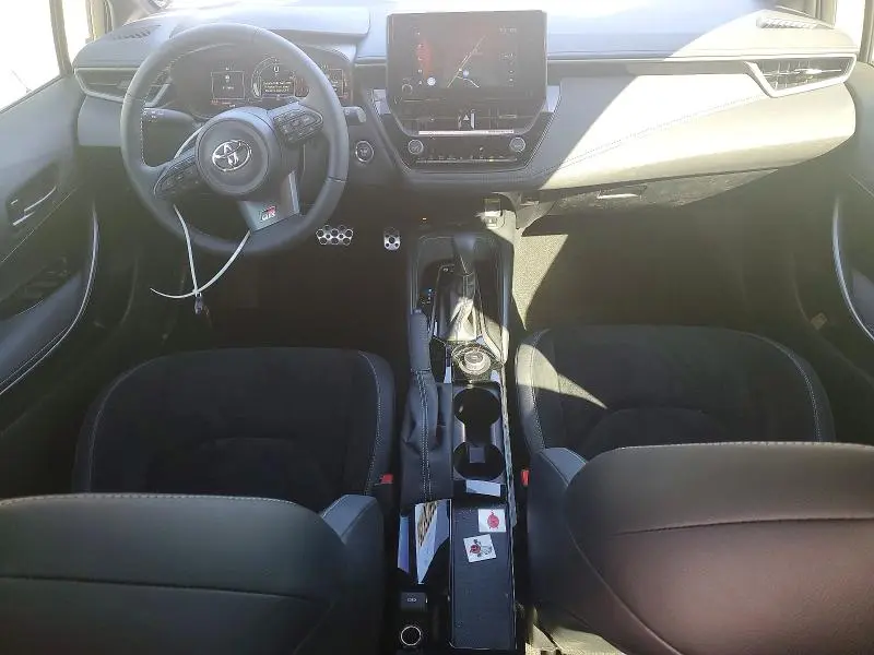2025 TOYOTA GR COROLLA CORE  