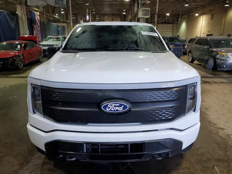 2024 FORD F150 LIGHTNING XLT  