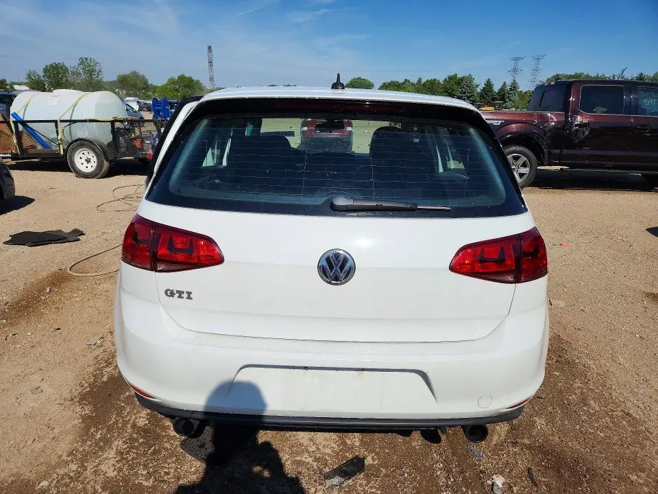 2016 VOLKSWAGEN GTI S  