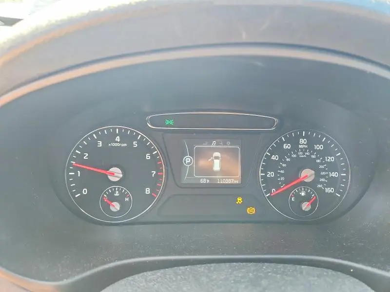 2017 KIA SORENTO LX  