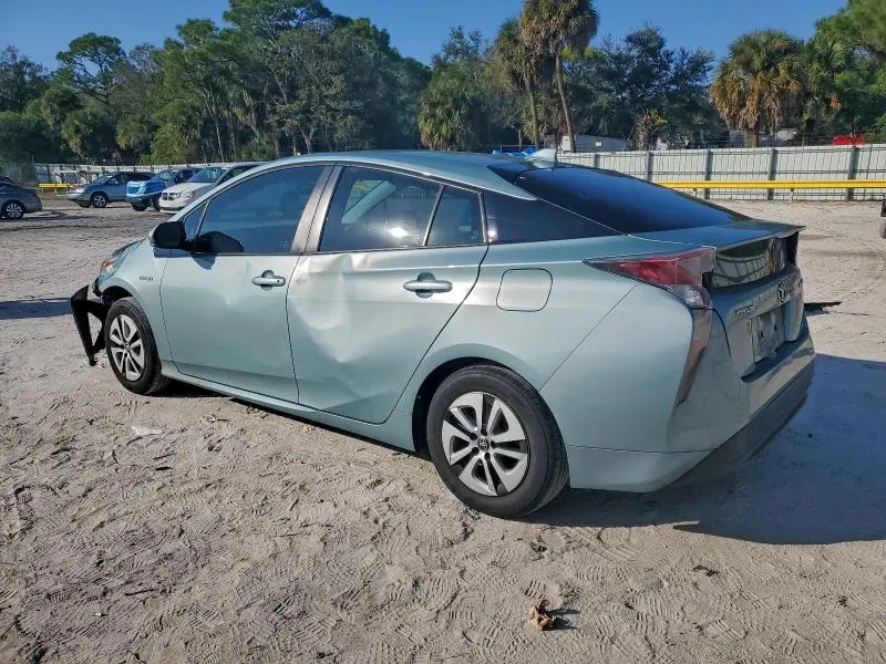2016 TOYOTA PRIUS   