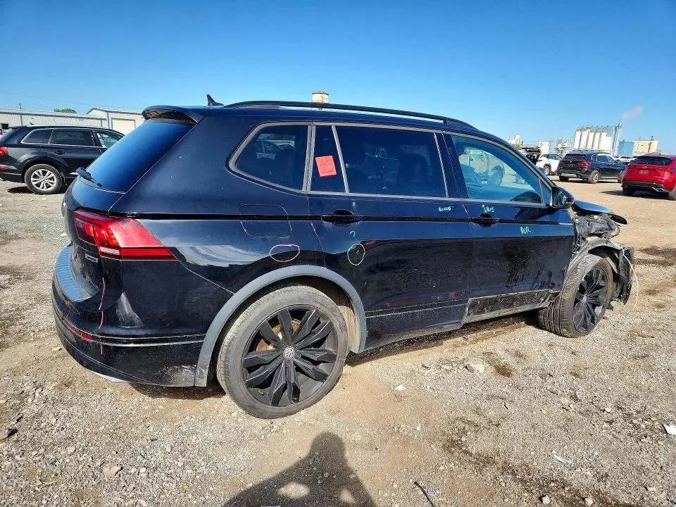 2021 VOLKSWAGEN TIGUAN SE  