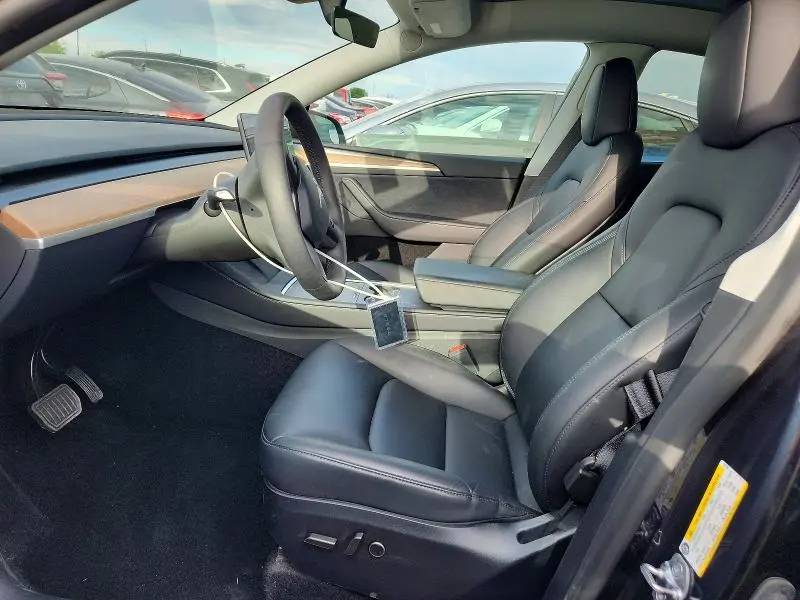 2025 TESLA MODEL Y   