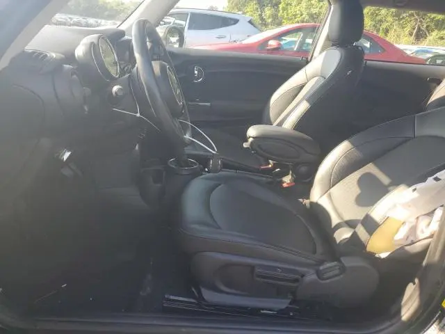 2015 MINI COOPER   