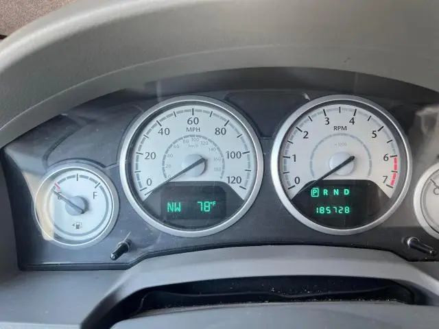 2010 CHRYSLER TOWN & COUNTRY TOURING  