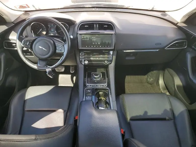 2019 JAGUAR F-PACE   