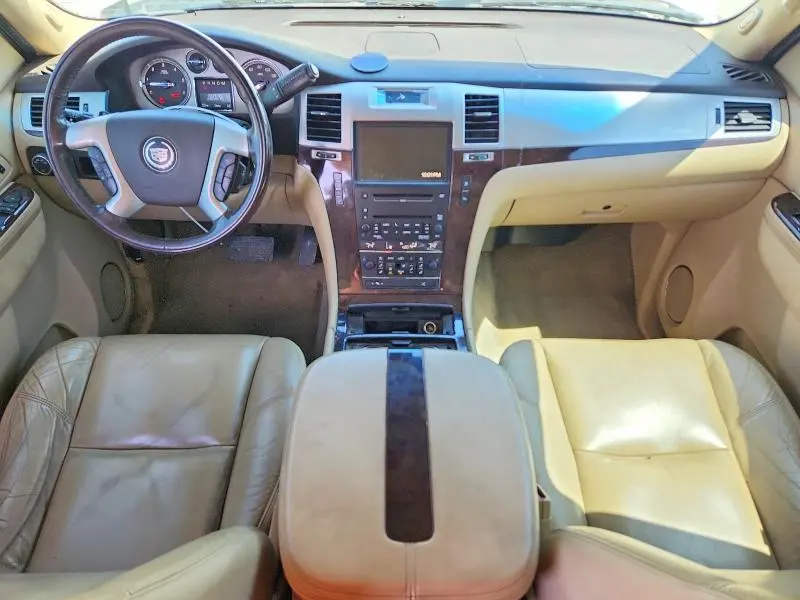 2010 CADILLAC ESCALADE ESV PREMIUM  