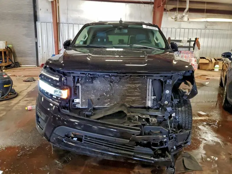 2023 FORD EXPEDITION XLT  