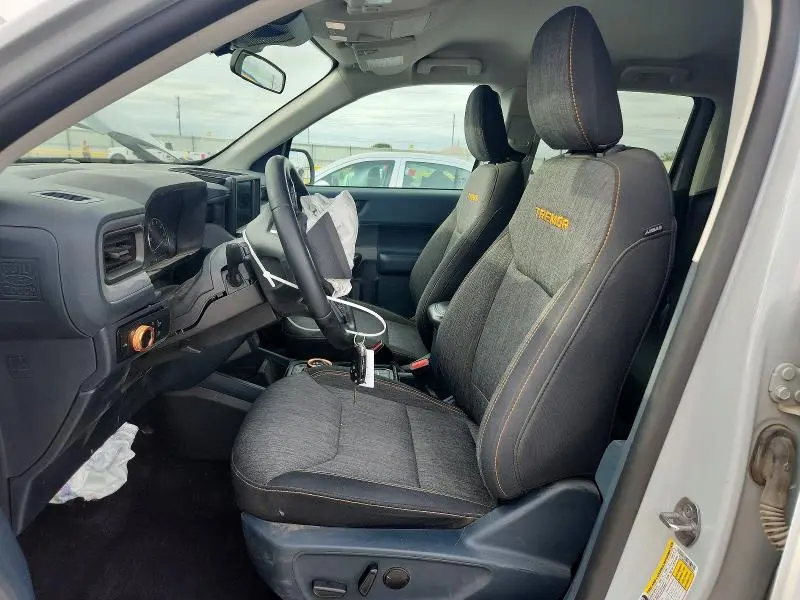 2023 FORD MAVERICK XLT  