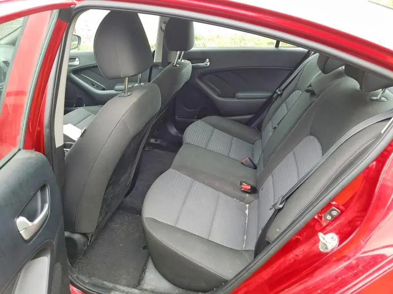2017 KIA FORTE LX  