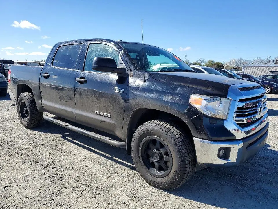 2016 TOYOTA TUNDRA SR5  
