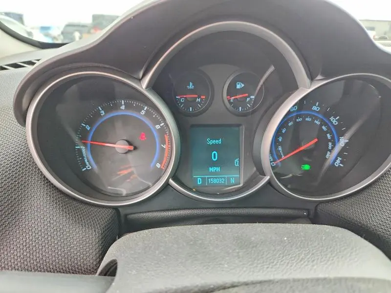 2011 CHEVROLET CRUZE LT  