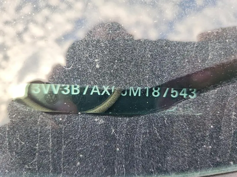 2018 VOLKSWAGEN TIGUAN SE  