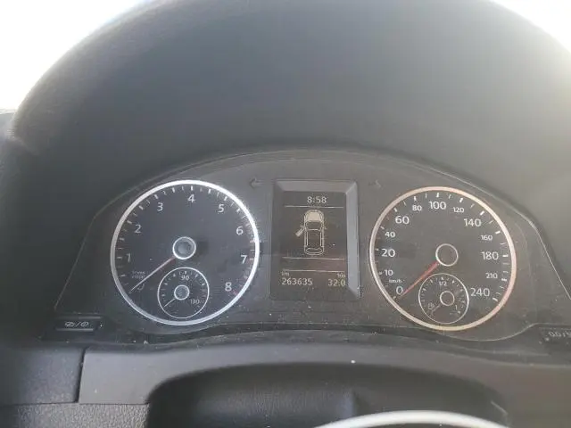 2014 VOLKSWAGEN TIGUAN S  