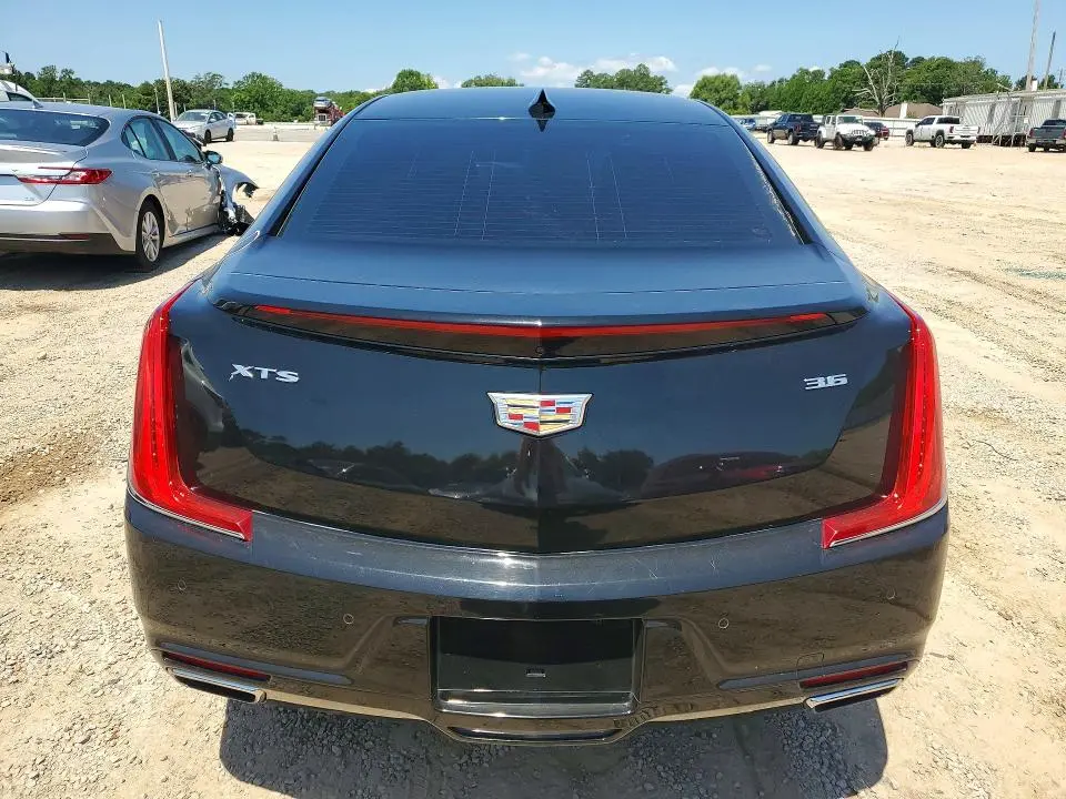 2018 CADI XTS LUXURY