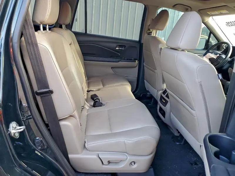 2017 HONDA PILOT EXL  