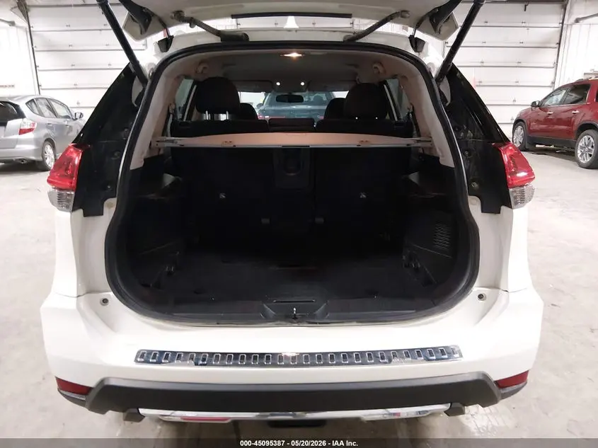 2018 NISSAN ROGUE SV