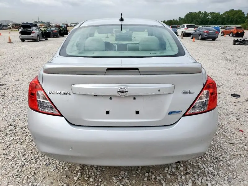 2013 NISSAN VERSA S  