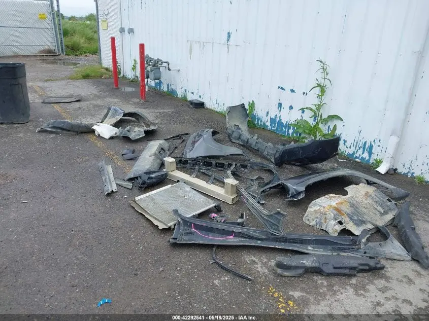 2022 TOYOTA TACOMA SR V6