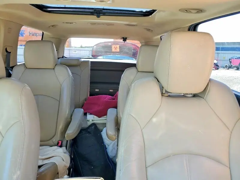 2011 GMC ACADIA SLT-1  
