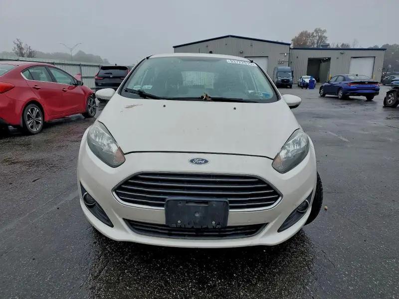 2016 FORD FIESTA SE  