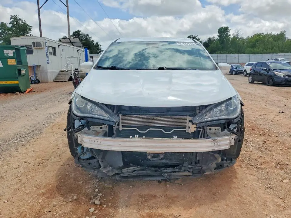 2019 CHRYSLER PACIFICA TOURING PLUS  