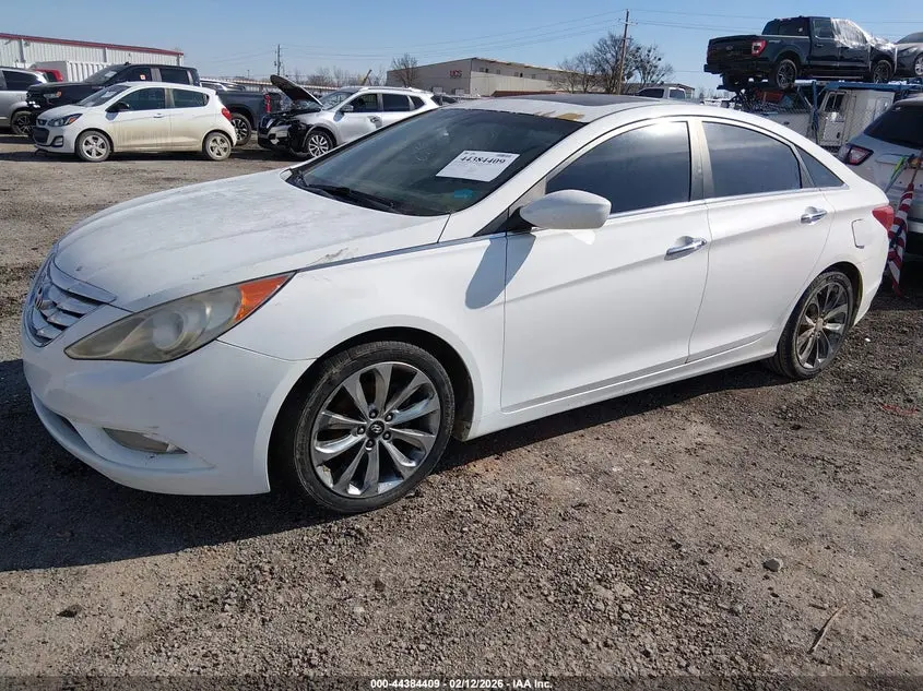 2011 HYUNDAI SONATA SE