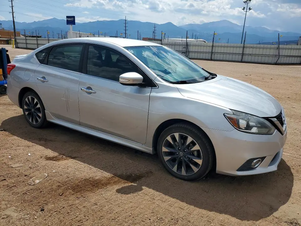 2016 NISSAN SENTRA SR  