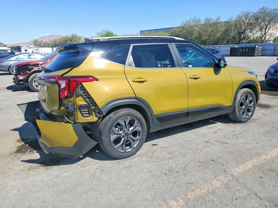2024 KIA SELTOS S  
