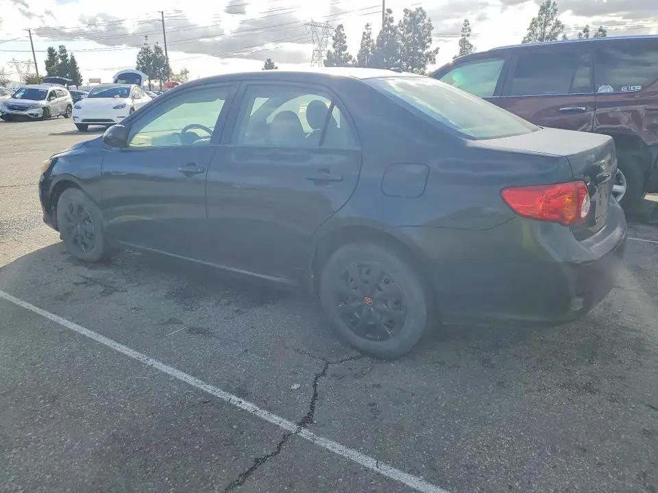 2010 TOYOTA COROLLA BASE  