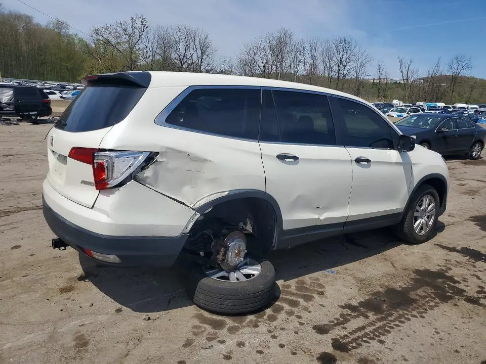 2018 HONDA PILOT LX  